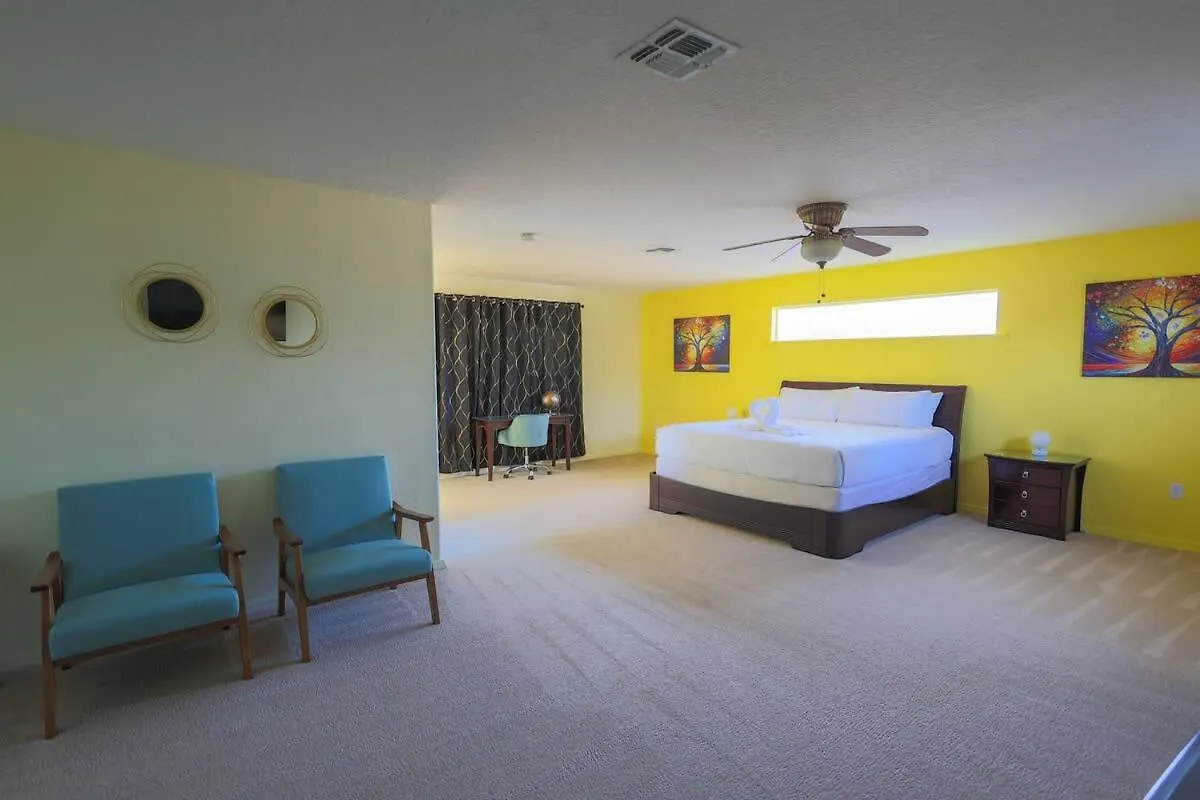 Holiday home Themed Vacation Getaway Villa Davenport