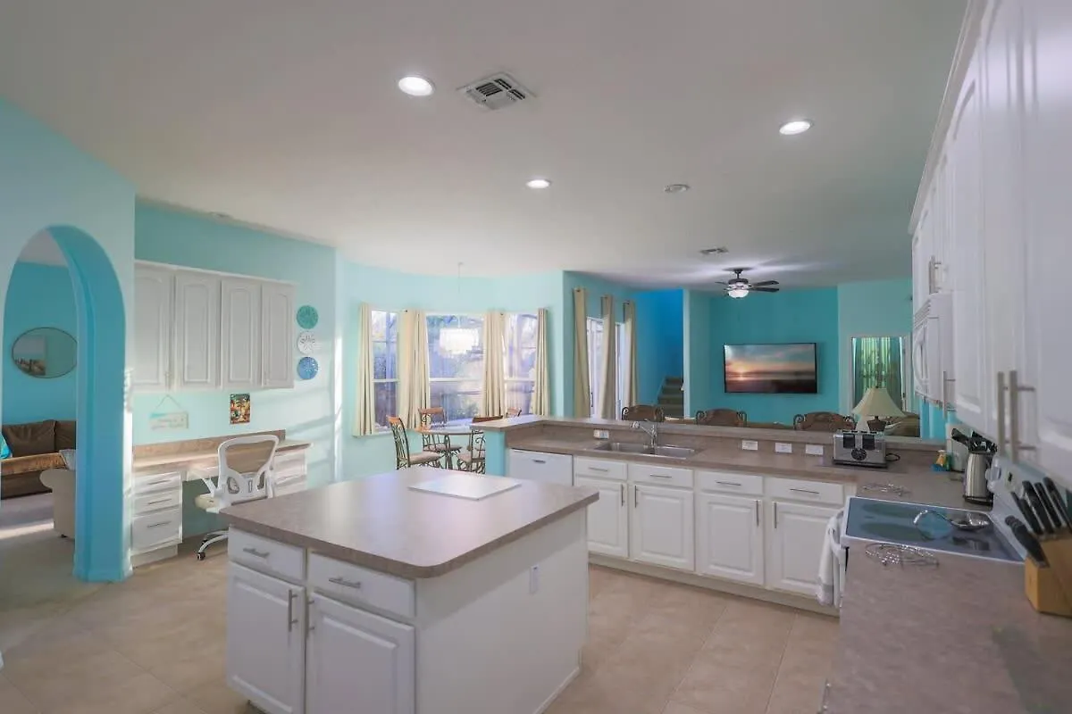 Themed Vacation Getaway Villa Davenport United States